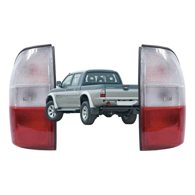 Farol Trasero Para Mitsubishi L200 2002 2006 Par