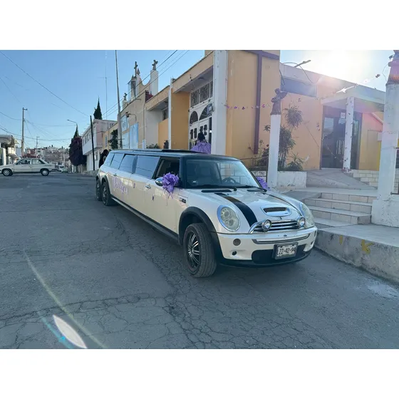 Mini Cooper Turbo Limusina Doble Eje Capacidad 10 Personas