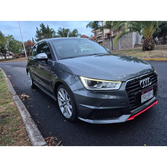 Audi A1 1.8 Sportback S- Line S-tronic Dsg