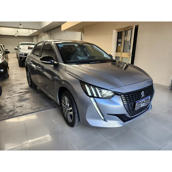 Peugeot 208 1.6 Feline Tiptronic