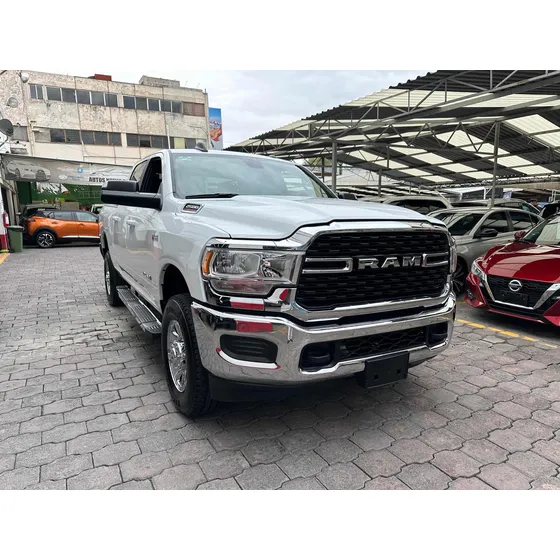 Dodge Ram 2500 Slt Crew Cab Heavy Duty 6.4 V8 4x4 2022