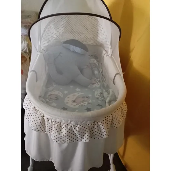 Moisés Unisex Usado En Buen Estado