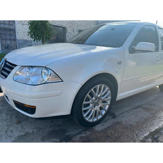 Volkswagen Bora 1.8 Highline T 180cv Tiptronic