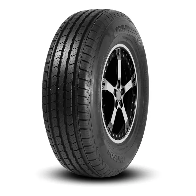 Cubierta 235/75/15 Torque Ht701 Colocada