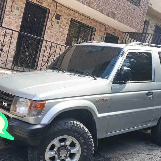 Mitsubishi Montero 2004 3.0 V13