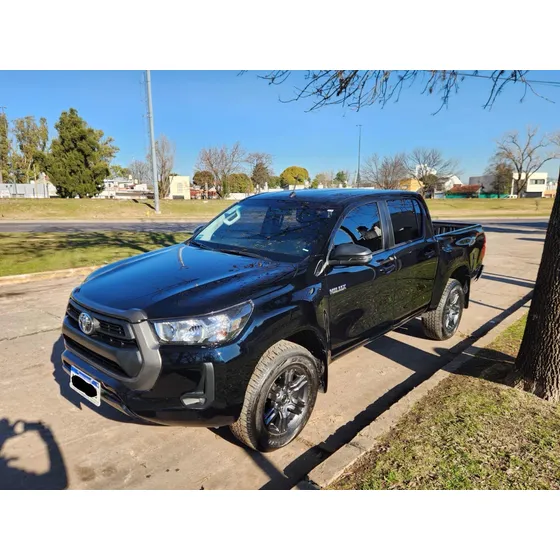 Toyota Hilux Pick-up 2.4 Cd Sr 150cv 4x2