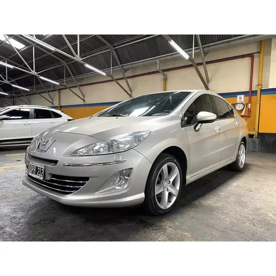Peugeot 408 2.0 Feline 143cv