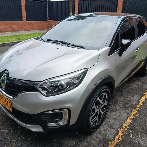 Renault Captur 2022 2.0 Intens Automática