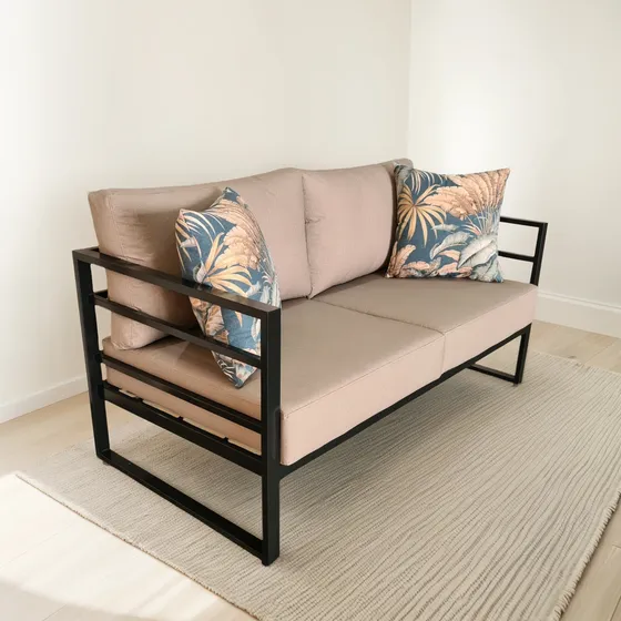 Sofá | Aço Metalon & Almofada Solta | 160cm