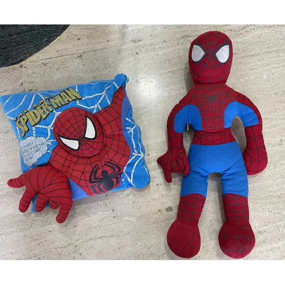 Peluche Y Almohada De Spiderman