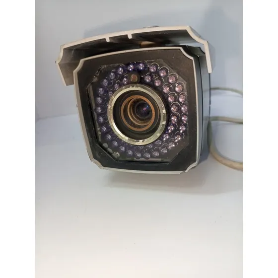 Cámara Cctv Usada 540 Tv L Lente 4.9 Mm