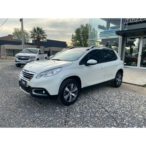Peugeot 2008 1.6 Feline