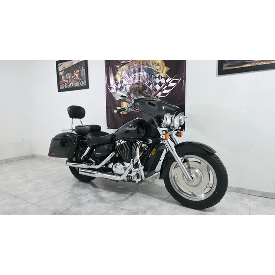 Honda Shadow Sabre 1100