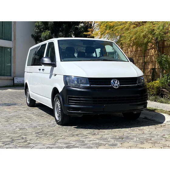 Volkswagen Transporter 2.0 Pasajeros Mt 140 Hp