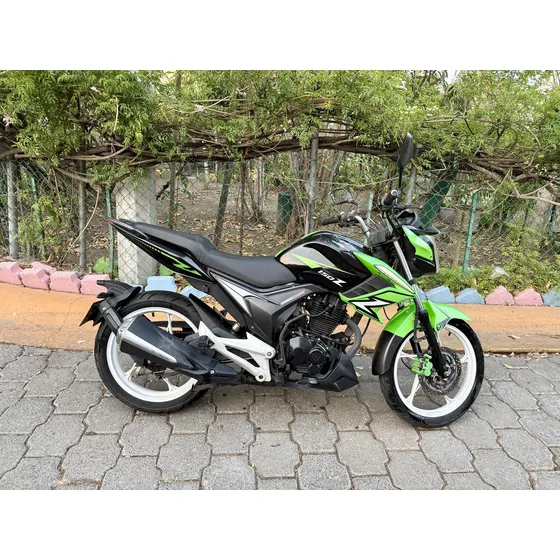 Moto Verde Con Negro, Único Dueño Todo Pagado 2025