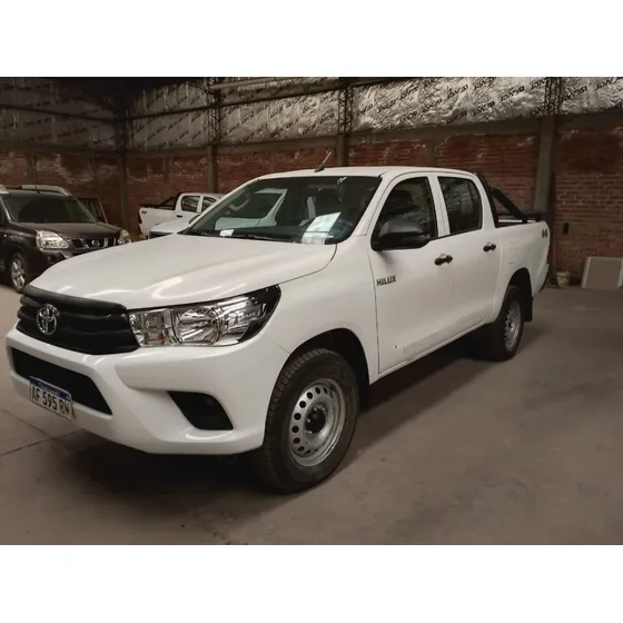 Toyota Hilux Pick-up 2.4 Cd Dx 150cv 4x4