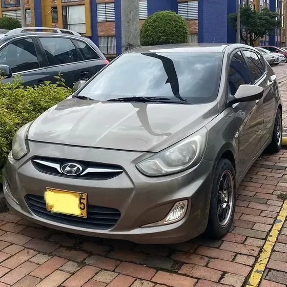 Hyundai Accent I25 2012 1.6 L