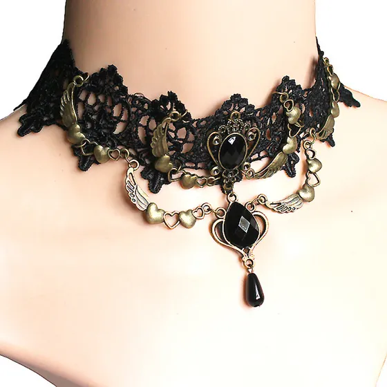 Colar Gargantilha Gótico Feminino Cristal Vintage Asa