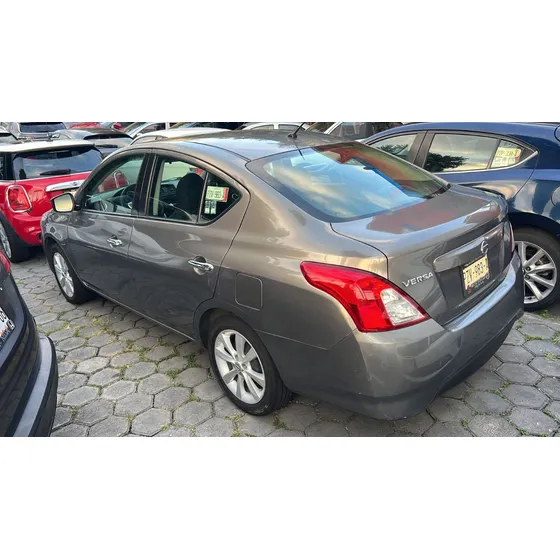 Nissan Versa 1.6 Advance Mt