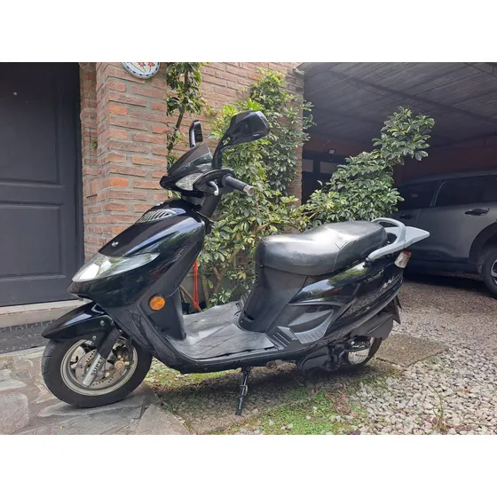 Suzuki An 125