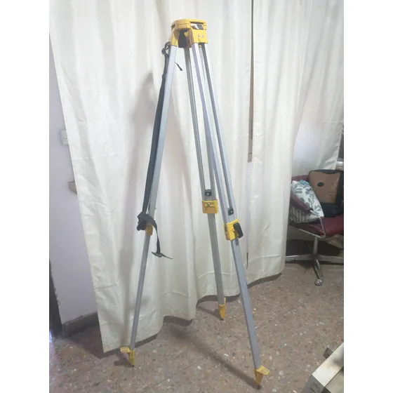 Tripode Para Nivel Laser Profesional Dewalt 0736