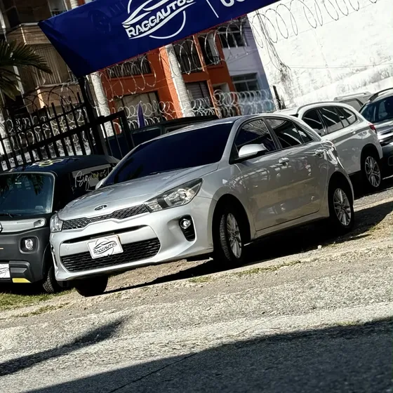 Kia Rio 2019 1.4 Vibrant At