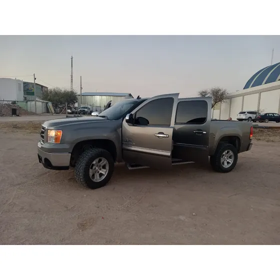 Gmc Sierra 5.3l Sle Aut 8 Cil