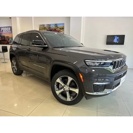 Jeep Grand Cherokee 3.6 Limited 286hp Techo + Llantas 18