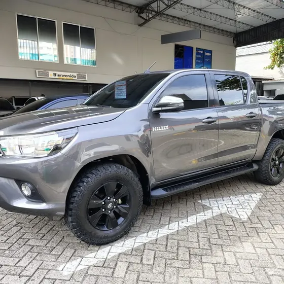 Toyota Hilux 2019 2.7 Mecánica 4x4 Gasolina
