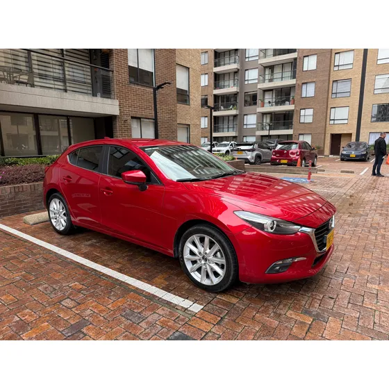 Mazda 3 2.0 Sport Touring