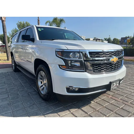 Chevrolet Suburban 5.4 Lt Piel Cubo At