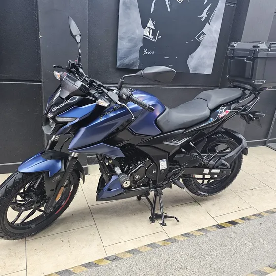 Moto Pulsar N160 Modelo 2025, Tiene Únicamente 7.600 Km