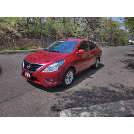Nissan V-drive 1.6 Mt A/c Audio