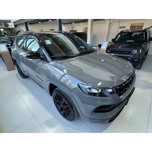 Jeep Compass Blackhawk