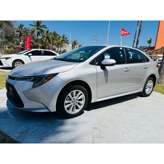 Toyota Corolla 2.0 Le