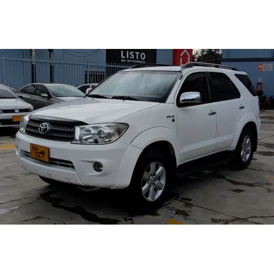 Toyota Fortuner 4.0 Sr5