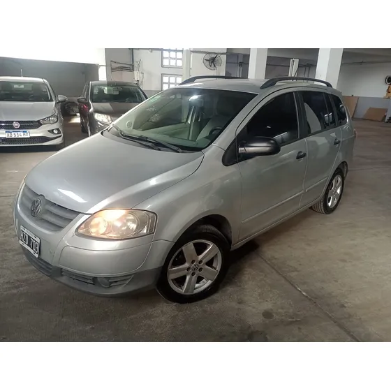Volkswagen Suran 1.6 I Trendline 90b