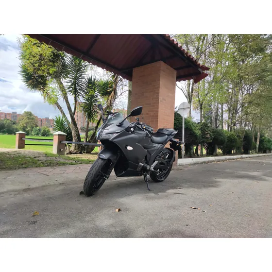 Suzuki Gixxer Sf 250 2021 Excelente Estado Precio Negociable