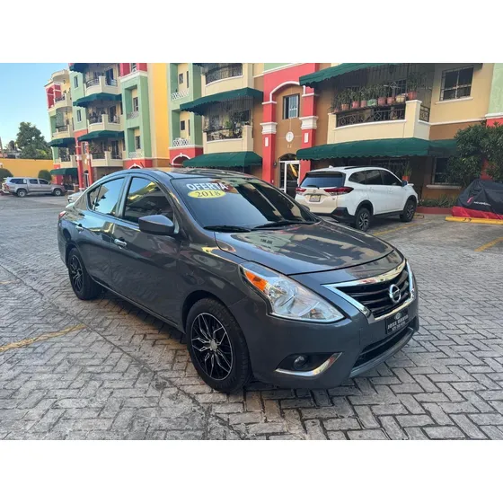 Nissan Versa Americano