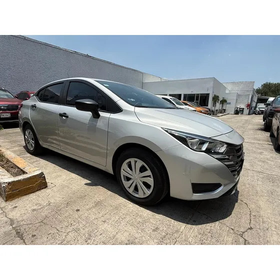 Nissan Versa 1.6 Sense Mt