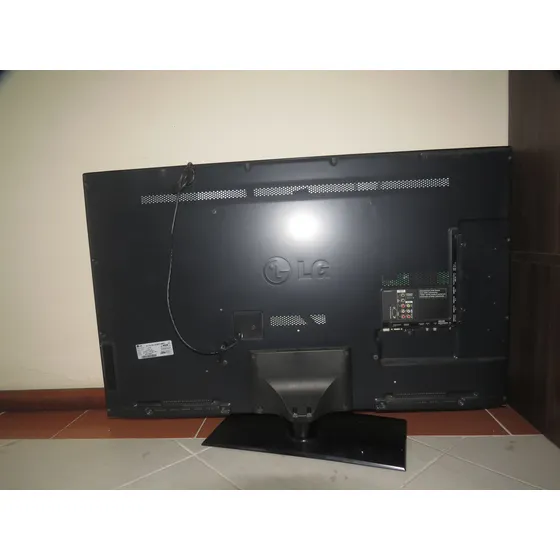 Tv Lg 47lw5700 Led 3d Full Hd 47  - Para Retirada De Peças.