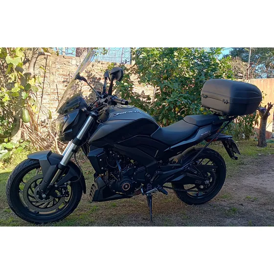 Dominar 400