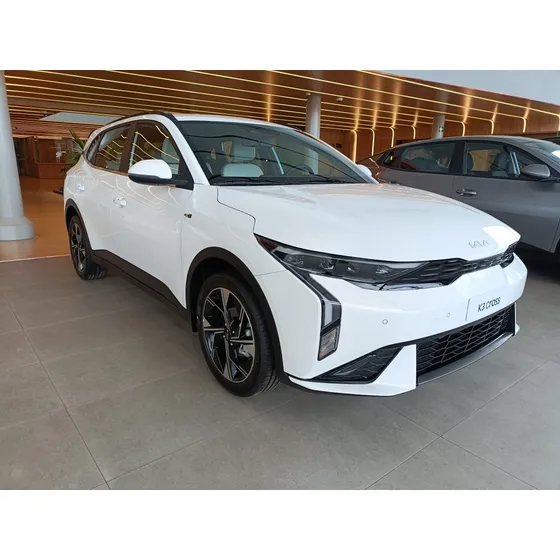 Kia K3 Cross 1.6 Zenith