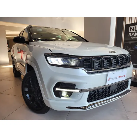 Jeep Commander 2.0 Td380 At9 4x4 7pas Overland