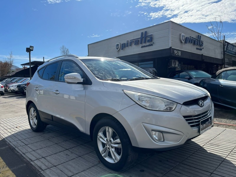 Hyundai Tucson Gl 4x2 At 2013