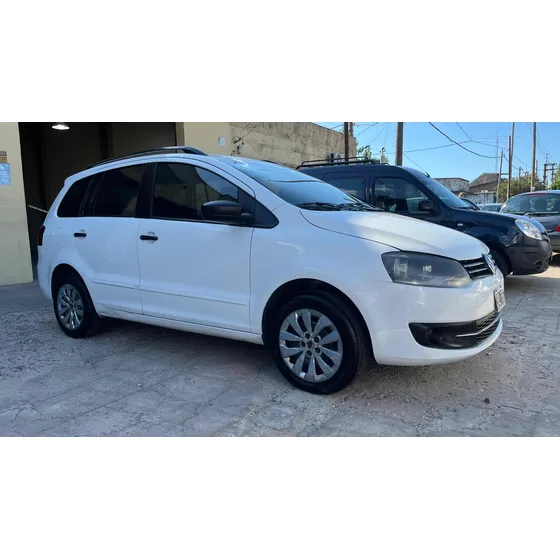 Volkswagen Suran 1.6 Comfortline 101cv 11a