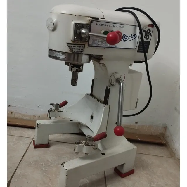 Batidora Industrial De 10 Litros Marca Boia Usada