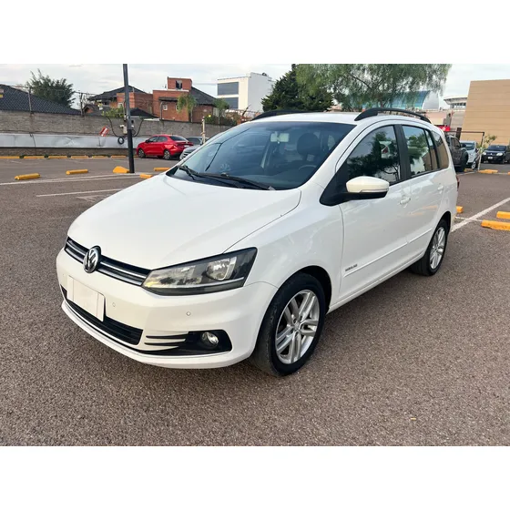 Volkswagen Suran 1.6 Highline