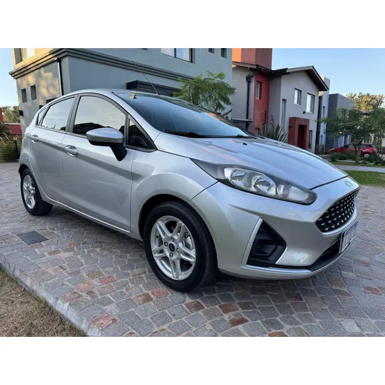 Ford Fiesta Kinetic 1.6 Se Plus 120cv