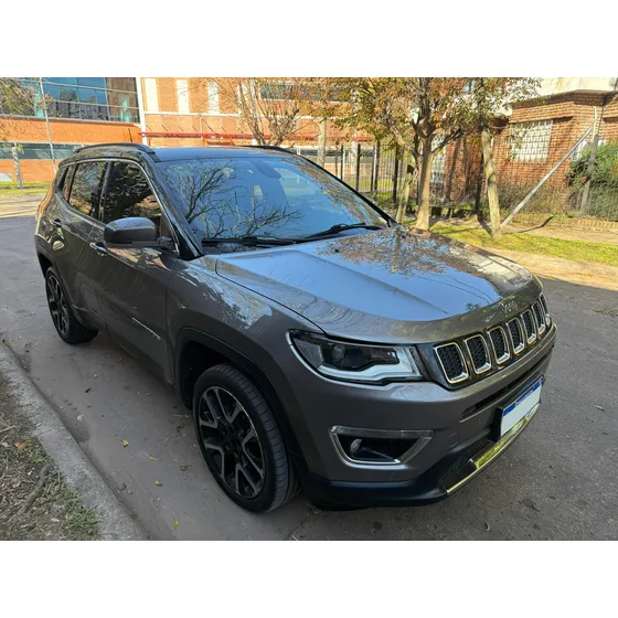 Jeep Compass Limited 2.4 At9 Awd